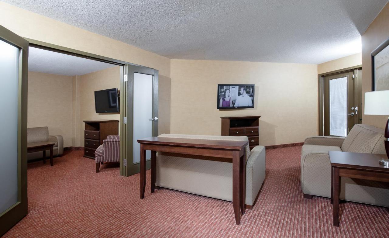 Pomeroy Hotel Fort St. John Kültér fotó